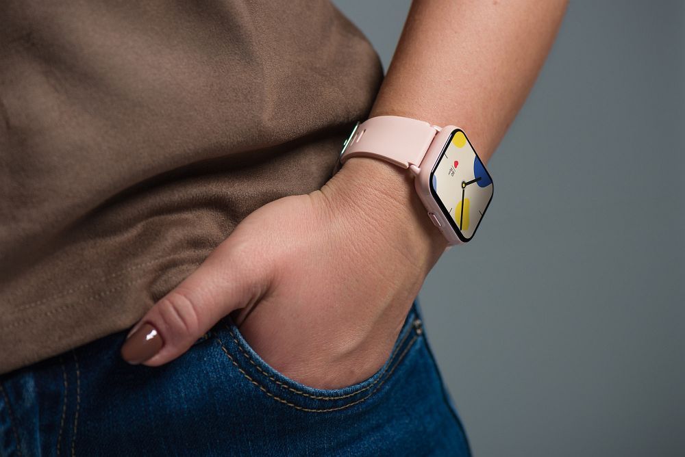 TITMO E-100 Smartwatch (TFT, Bluetooth-Anrufe)